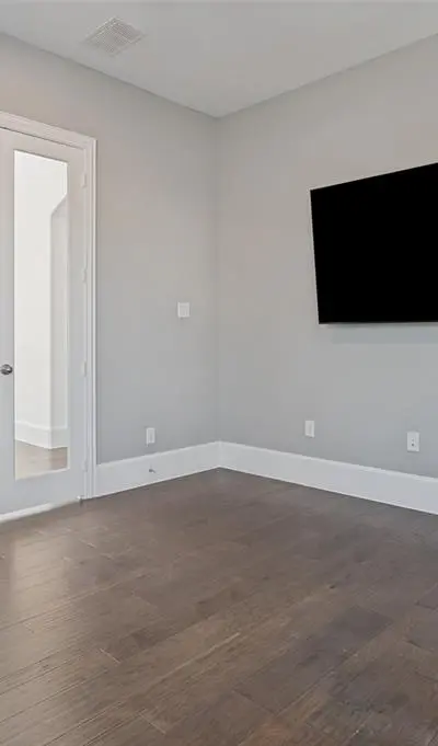 1328 Viridian Park Lane, Arlington TX 76005 - Photo 5