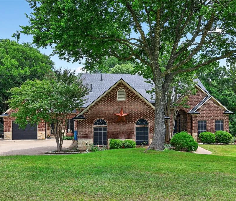 114 Oak Branch Trail, Waxahachie TX 75167