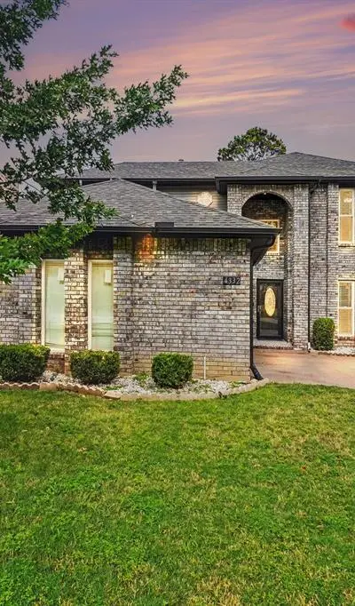 4332 Greenwood Lane, Grapevine TX 76051