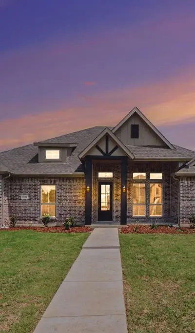 1909 Barrix Lane, DeSoto TX 75115