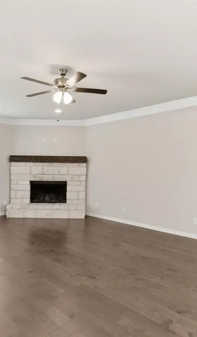 113 Cooper Court, Springtown TX 76082 - Photo 5