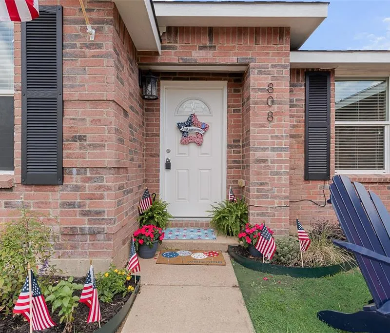 9037 Troy Drive, Fort Worth TX 76123