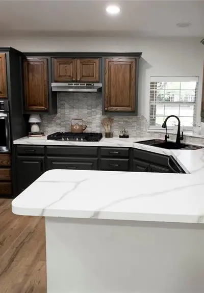 1016 W Collins Street, Denton TX 76201 - Photo 2