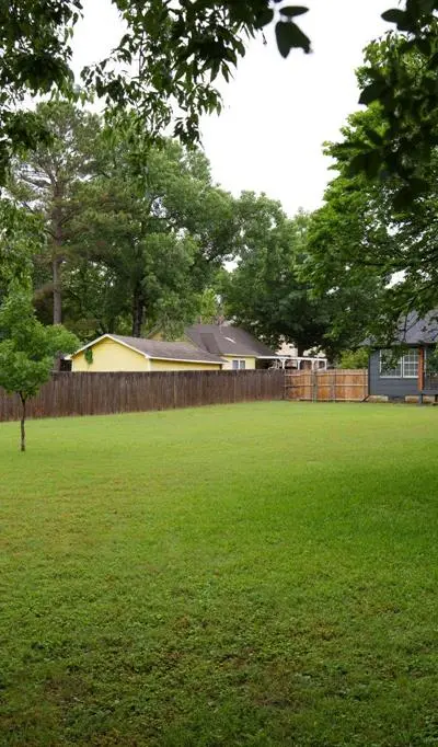 1016 W Collins Street, Denton TX 76201 - Photo 5