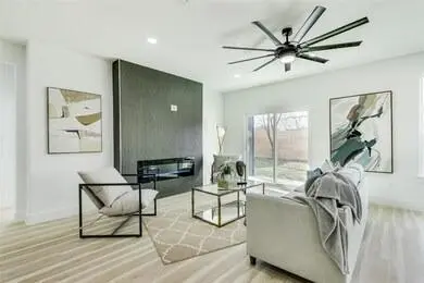 4015 Odessa Street, Dallas TX 75212 - Photo 2