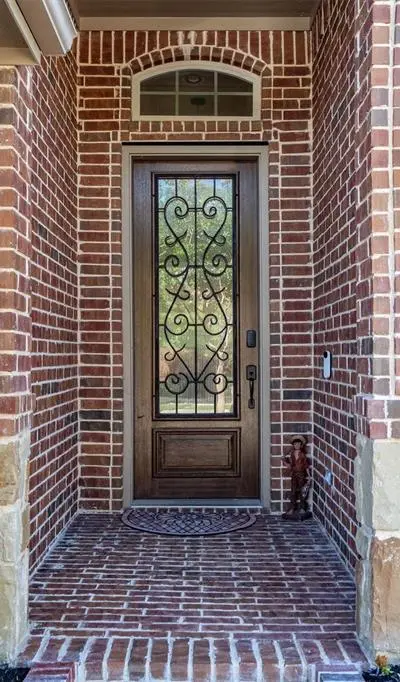 604 Satinwood Lane, Euless TX 76039 - Photo 4