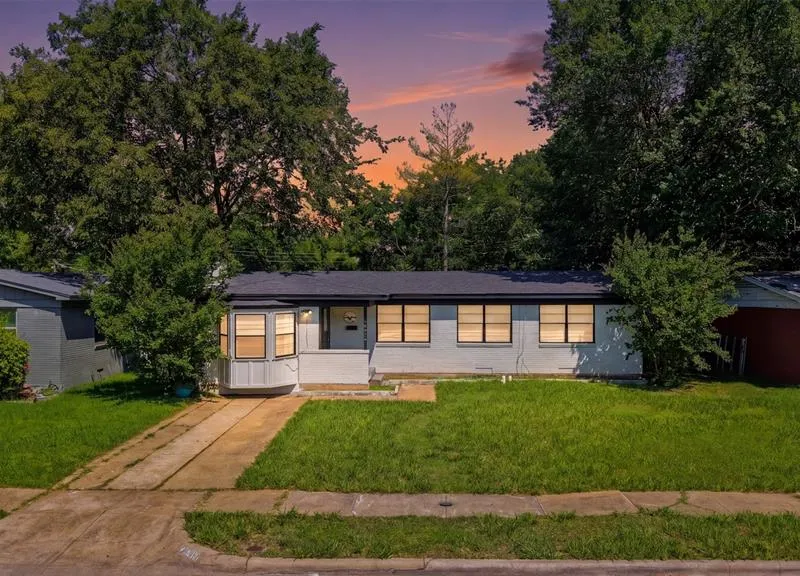 10915 Cotillion Drive, Dallas TX 75228