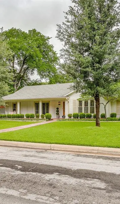 4208 Glenwood Drive, Fort Worth TX 76109 - Photo 3