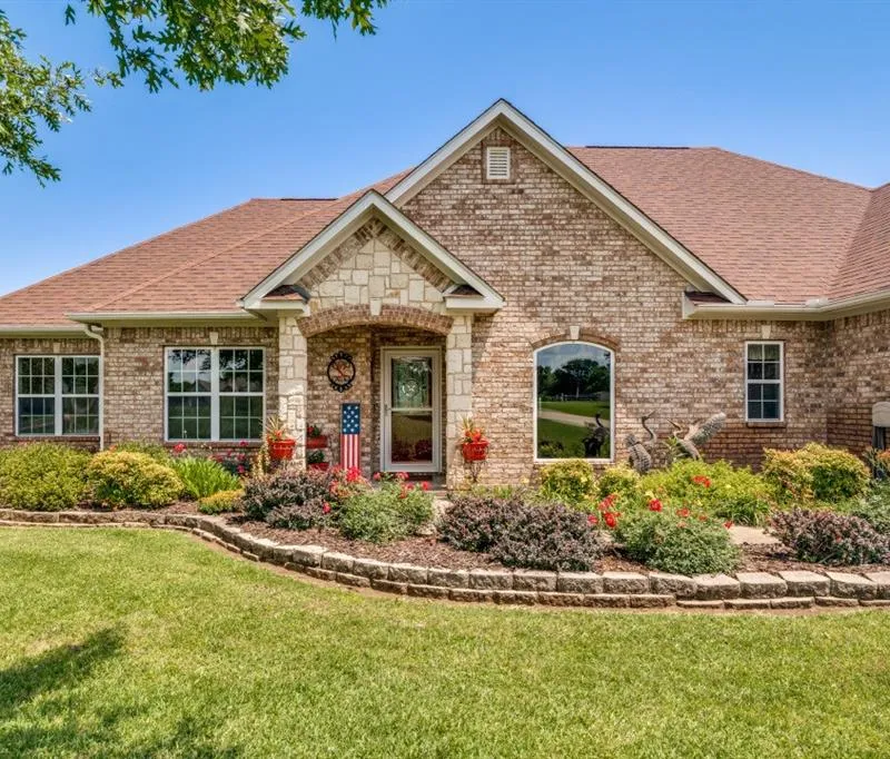 305 Rs County Road 3390, Emory TX 75440