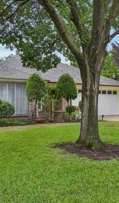 3621 Kelvin Avenue, Fort Worth TX 76133 - Photo 3