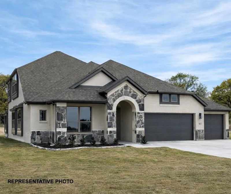 1040 Monaco Court, Springtown TX 76082