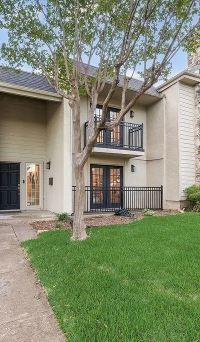 9412 Timberleaf Drive, Dallas TX 75243 - Photo 2