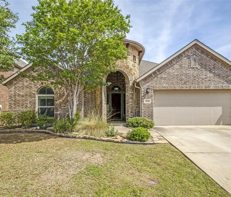 123 Derby Lane, Hickory Creek TX 75065