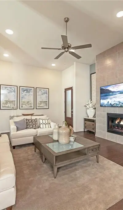 4792 Blackhawk Green Court, Arlington TX 76005 - Photo 2