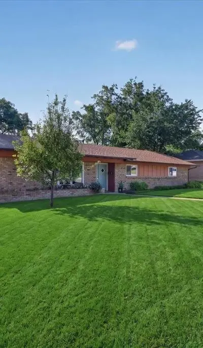 5609 Wedgworth Road, Fort Worth TX 76133 - Photo 2