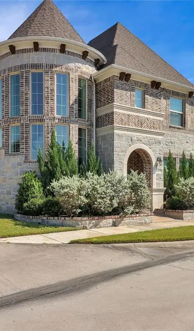 4209 Whispering Willow Way, Arlington TX 76005 - Photo 2