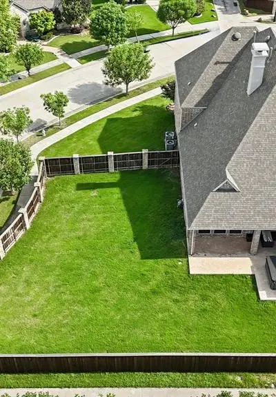 2716 Damsel Madison Lane, Lewisville TX 75056 - Photo 3