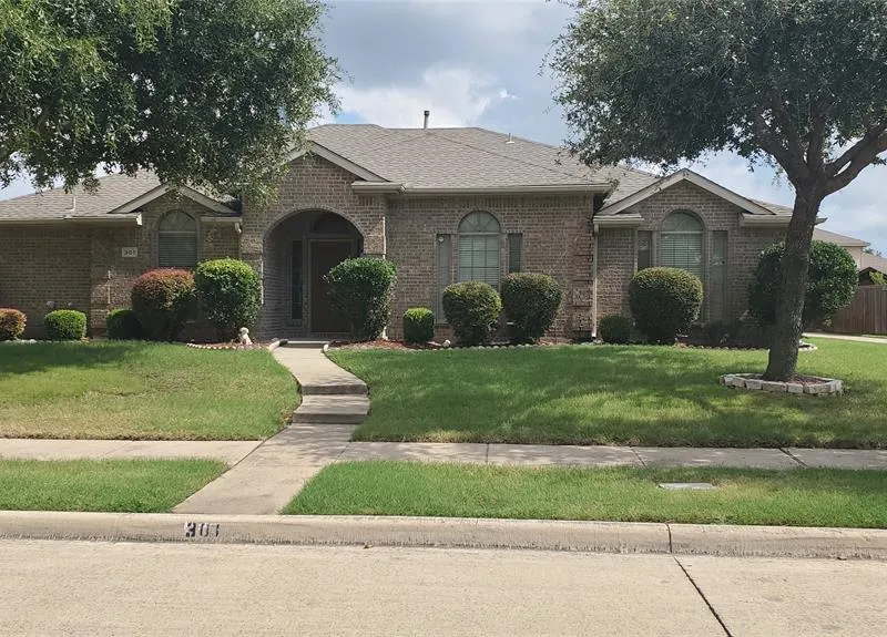 301 Ponderosa Trail, Murphy TX 75094