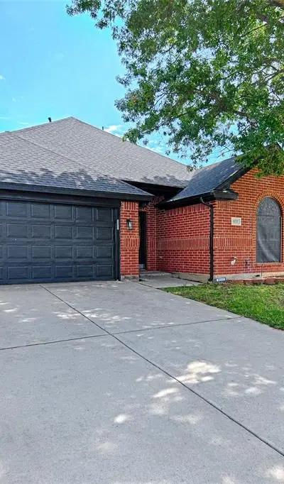 8737 San Joaquin Trail, Fort Worth TX 76118