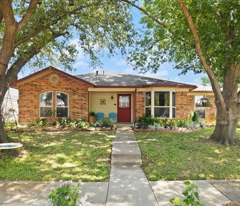 1423 Springcrest Drive, Mesquite TX 75149