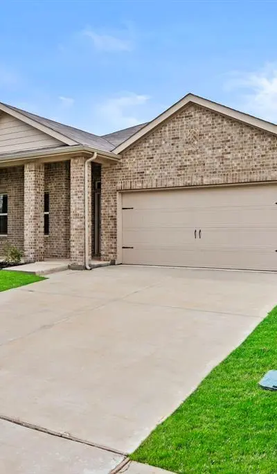 4372 Mill Stream Lane, Fort Worth TX 76036