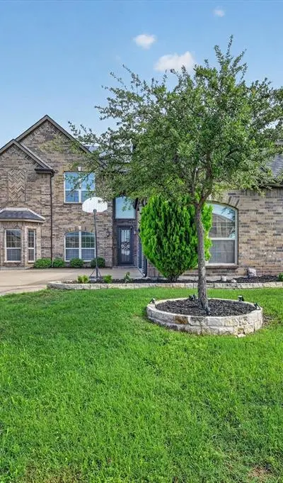 2832 Sendero, Grand Prairie TX 75054 - Photo 2
