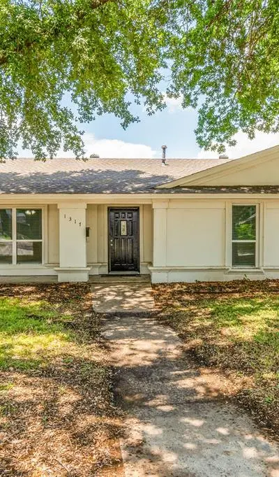 1317 Mount Vernon Drive, Mesquite TX 75149