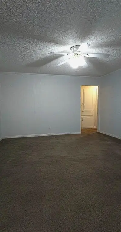 6421 Melinda Drive, Forest Hill TX 76119 - Photo 4