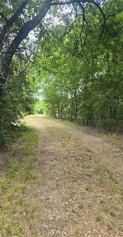 2225 County Road 700, Farmersville TX 75442