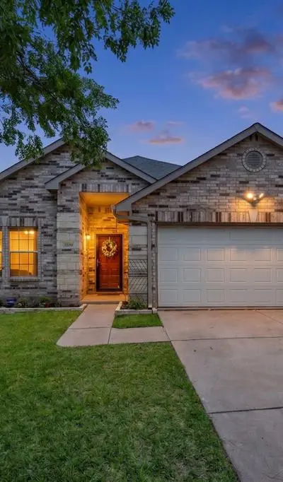 3209 Clydesdale Drive, Denton TX 76210 - Photo 2