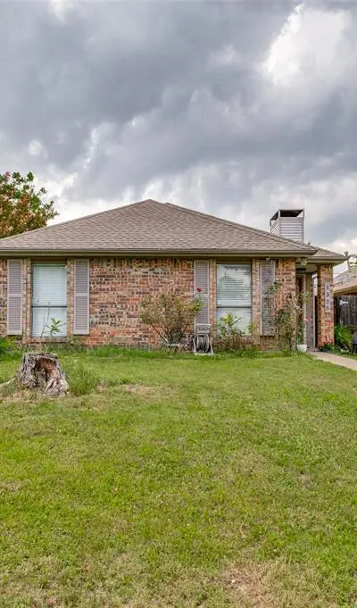 1325 Abbott Drive, Irving TX 75060 - Photo 2
