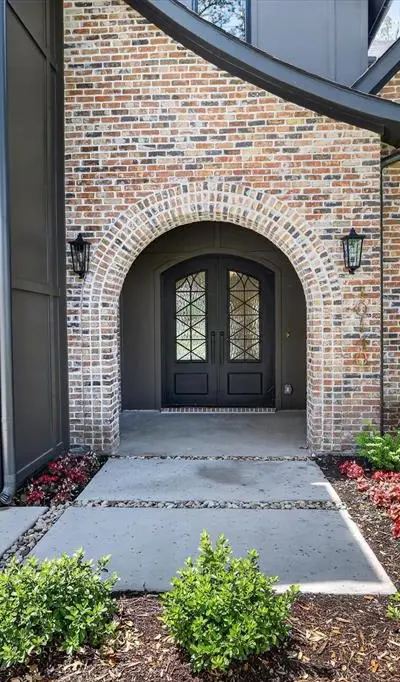 10140 Lakemere Drive, Dallas TX 75238 - Photo 3