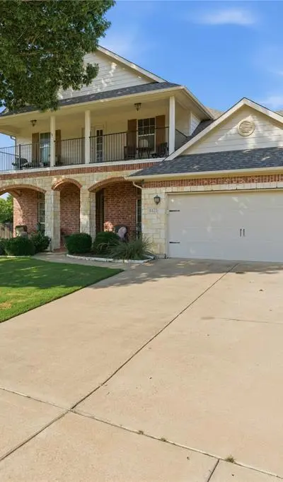 4425 Don Drive, Mansfield TX 76063 - Photo 2