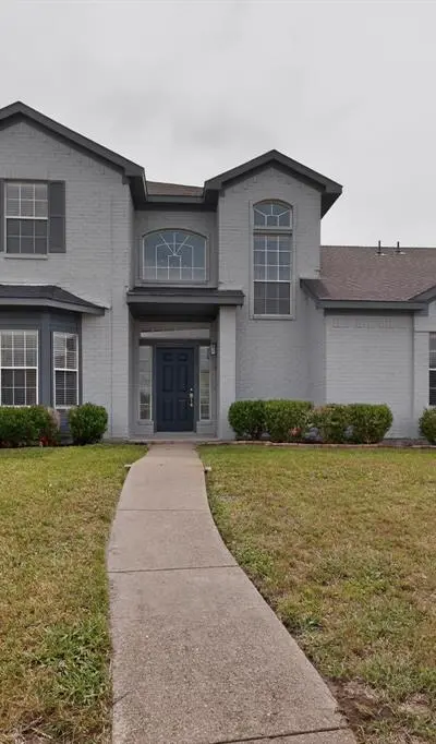 421 Chestnut Lane, DeSoto TX 75115