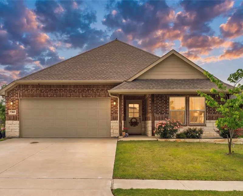 7303 Scott Lane, Greenville TX 75402