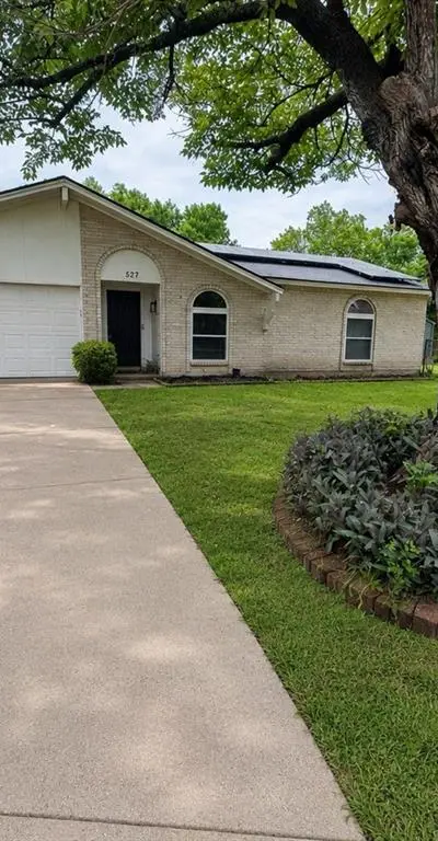 527 Shelly Court, Duncanville TX 75137
