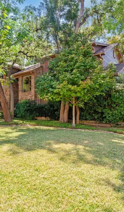 601 Carriage Trail, Rockwall TX 75087 - Photo 2