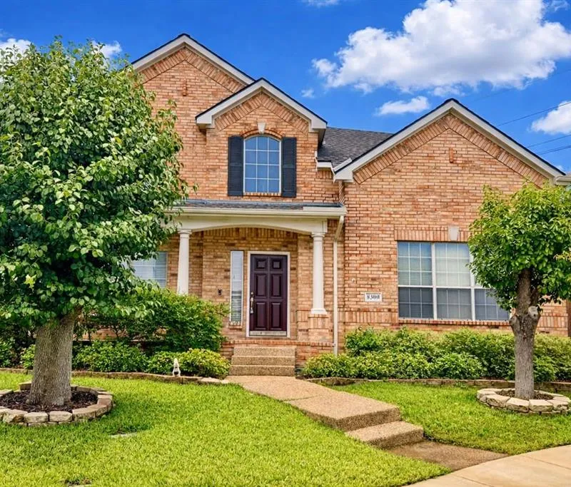 8300 Charleston Street, Irving TX 75063