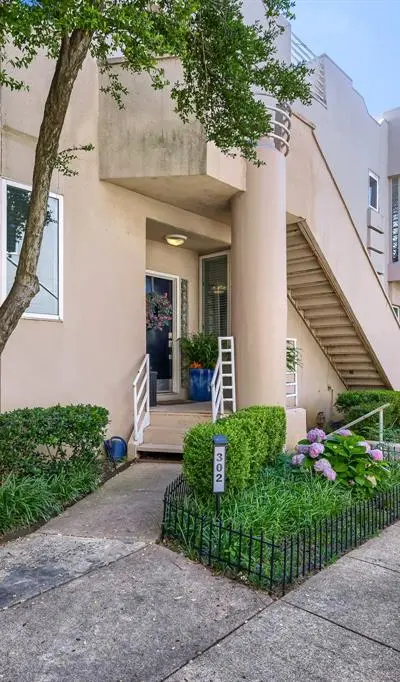 4040 Avondale Avenue # 302, Dallas TX 75219 - Photo 3