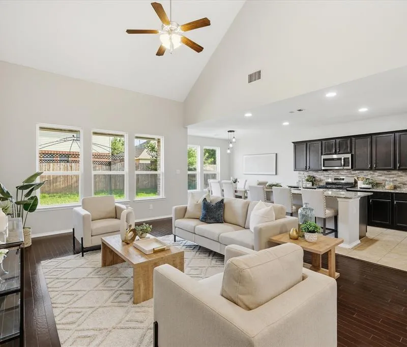 517 High Desert Drive, Fort Worth TX 76131