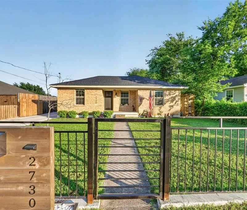 2730 Marjorie Avenue, Dallas TX 75216