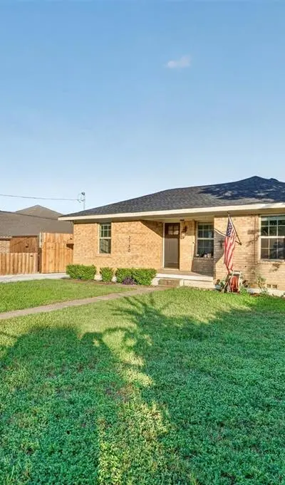 2730 Marjorie Avenue, Dallas TX 75216 - Photo 2