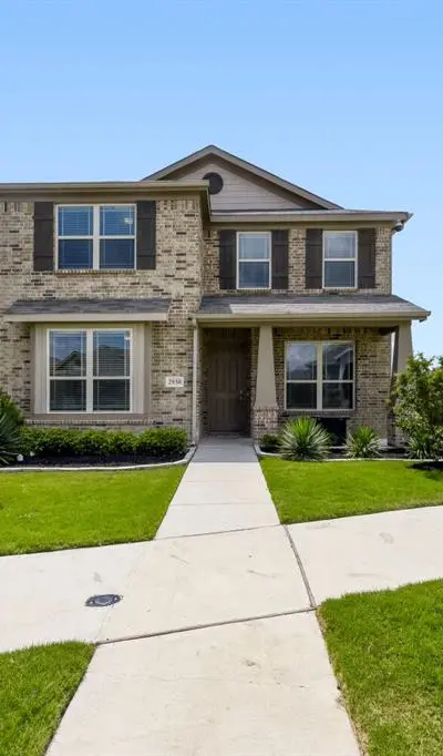 2930 Dixondale Drive, Fort Worth TX 76108
