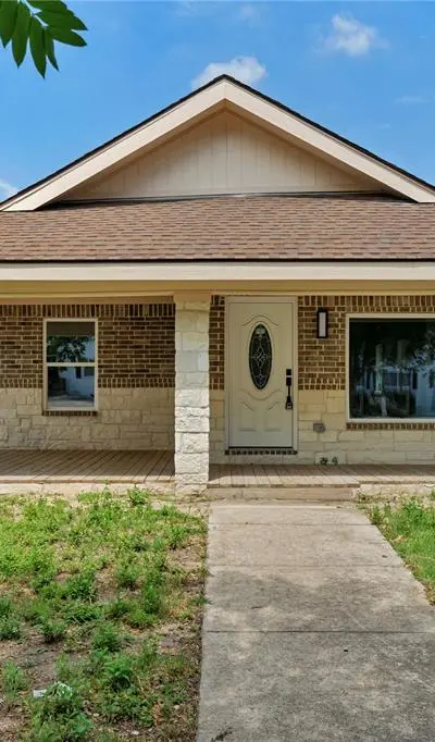 2916 Travis Avenue, Fort Worth TX 76110