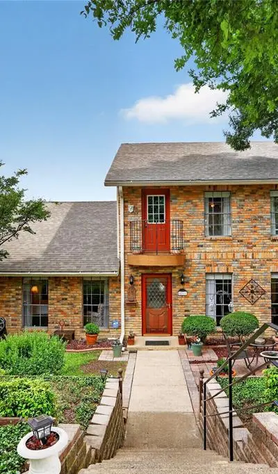 8261 Club Meadows Drive, Dallas TX 75243