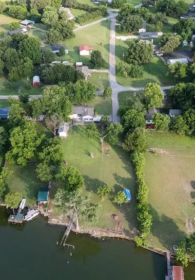 160 Vz County Road 3732, Wills Point TX 75169
