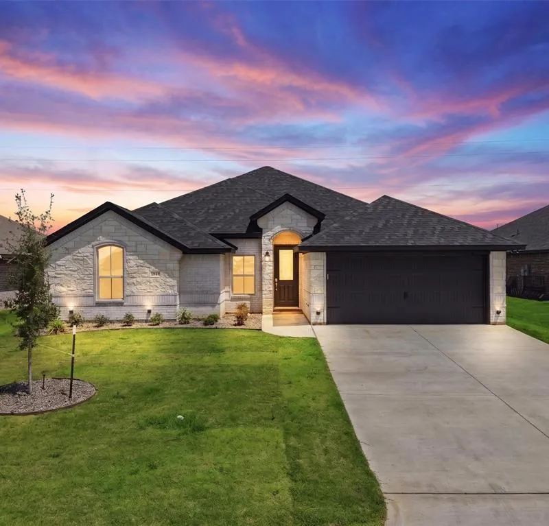 1354 Oleander Drive, Tolar TX 76476