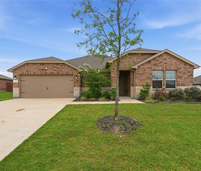 1318 Boulder Drive, Cedar Hill TX 75104