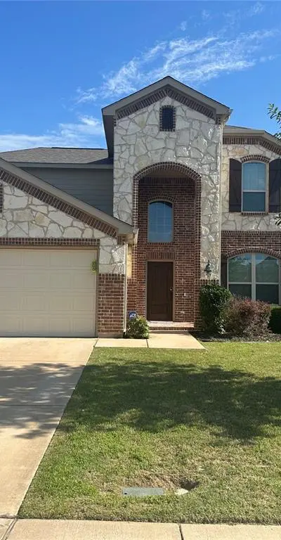 8404 Sioux Trail, Aubrey TX 76227