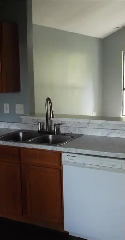 747 Luther Ln, Gun Barrel City TX 75156 - Photo 5